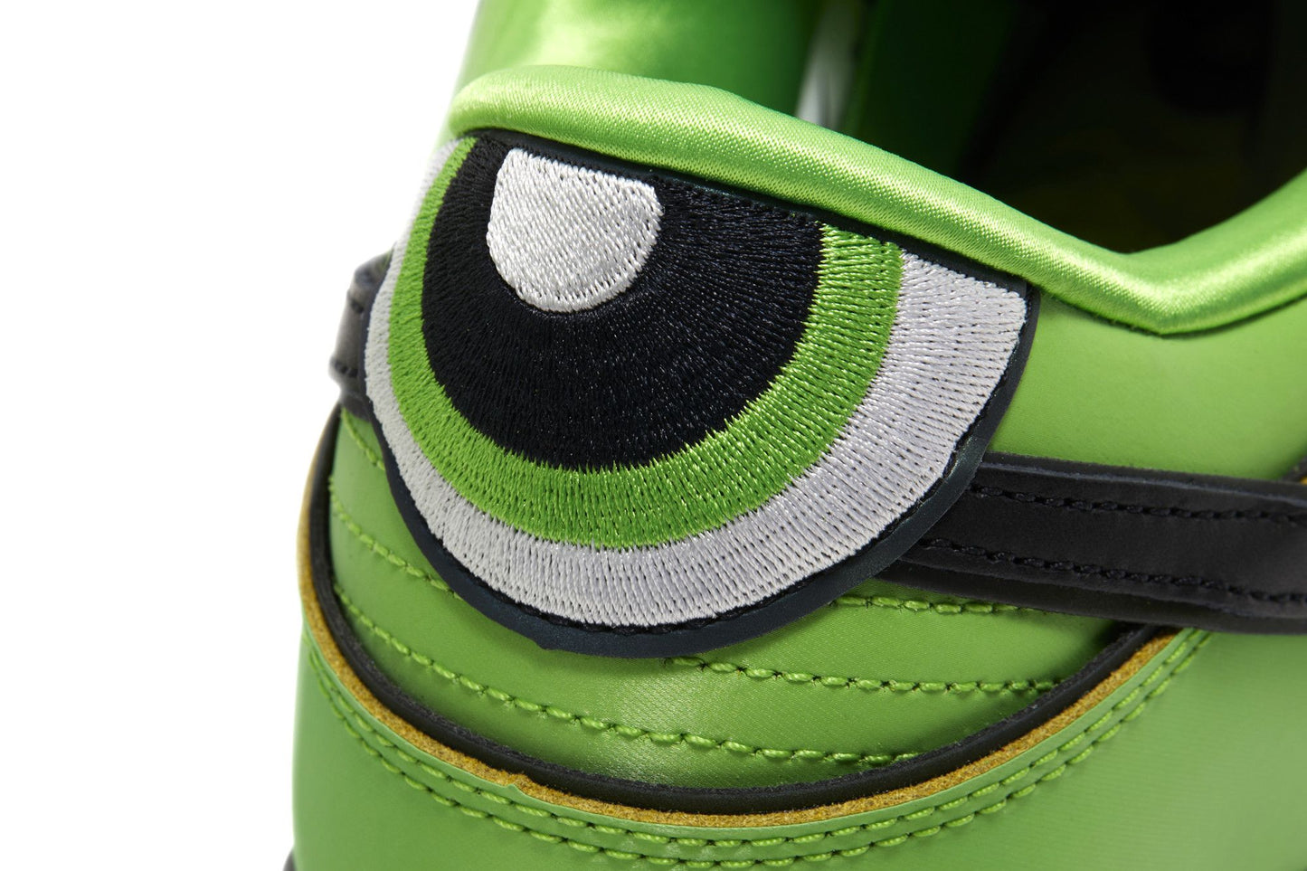 The Powerpuff Girls x Nike Dunk Low Pro SB QS 'Buttercup'