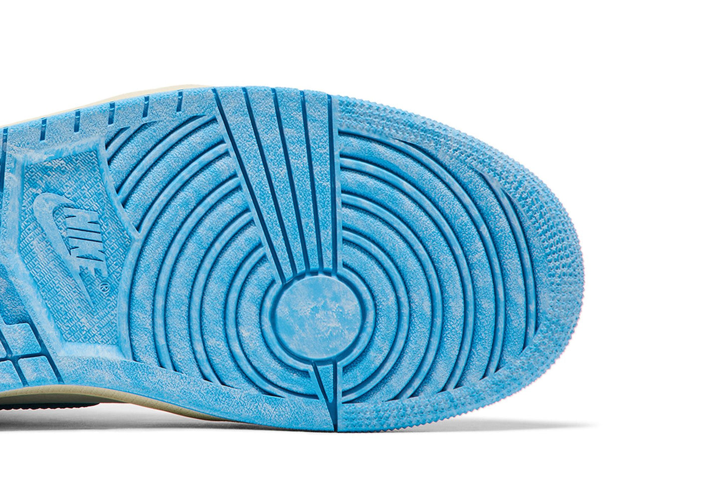 Air Jordan 1 Retro High OG 'UNC Reimagined'