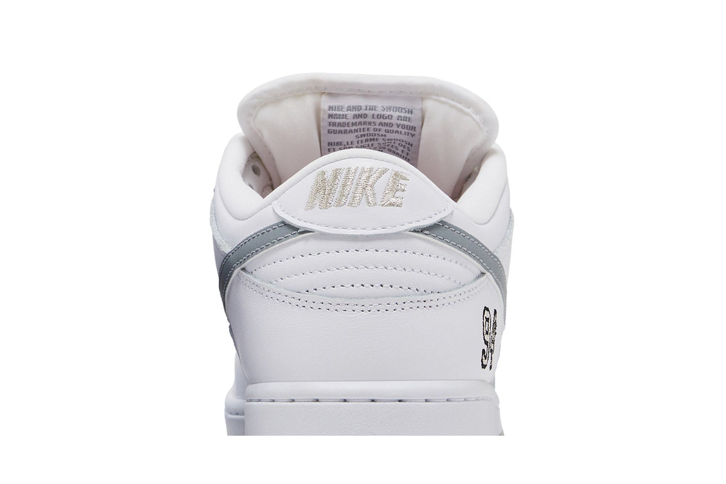 Supreme x Nike Dunk Low SB 'White Metallic Silver'