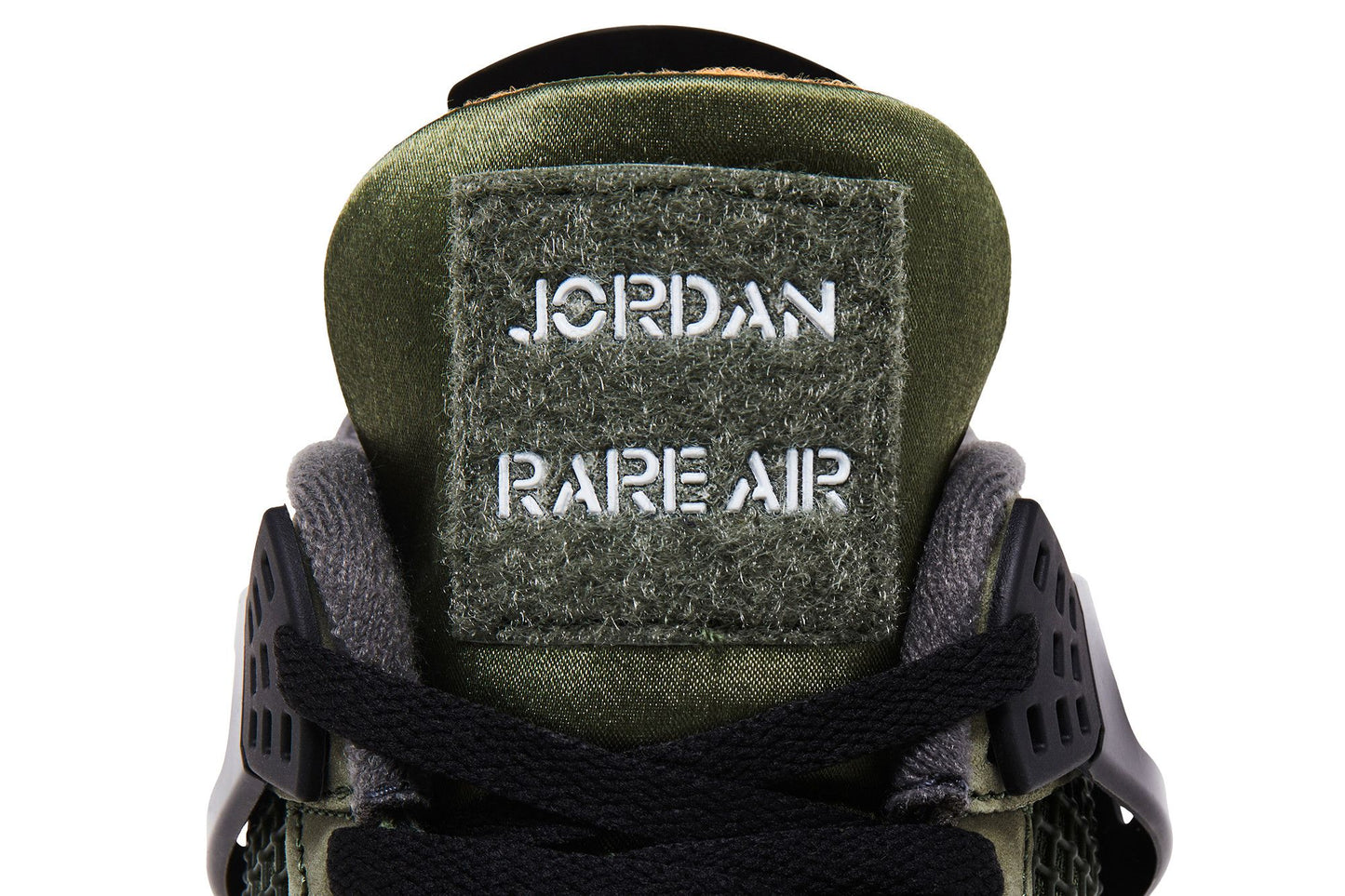 Undefeated x Air Jordan 4 Retro 2025