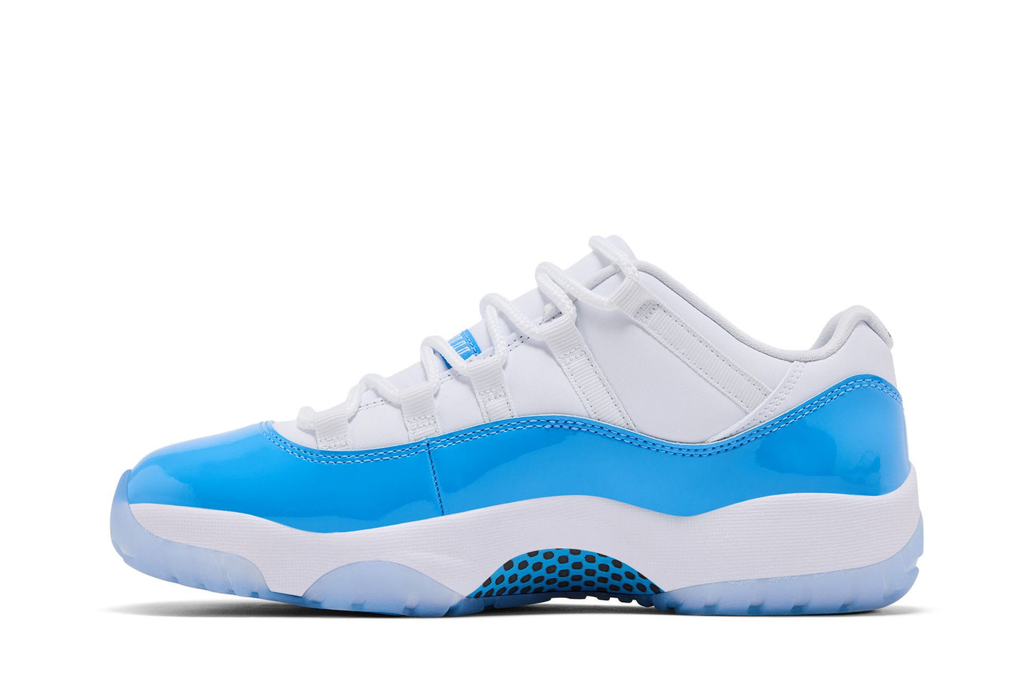 Jordan 11 Retro Low University Blue (2026)