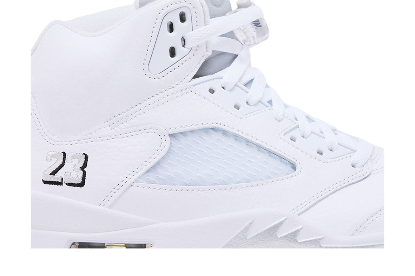 Air Jordan 5 Retro 'White Metallic' 2026