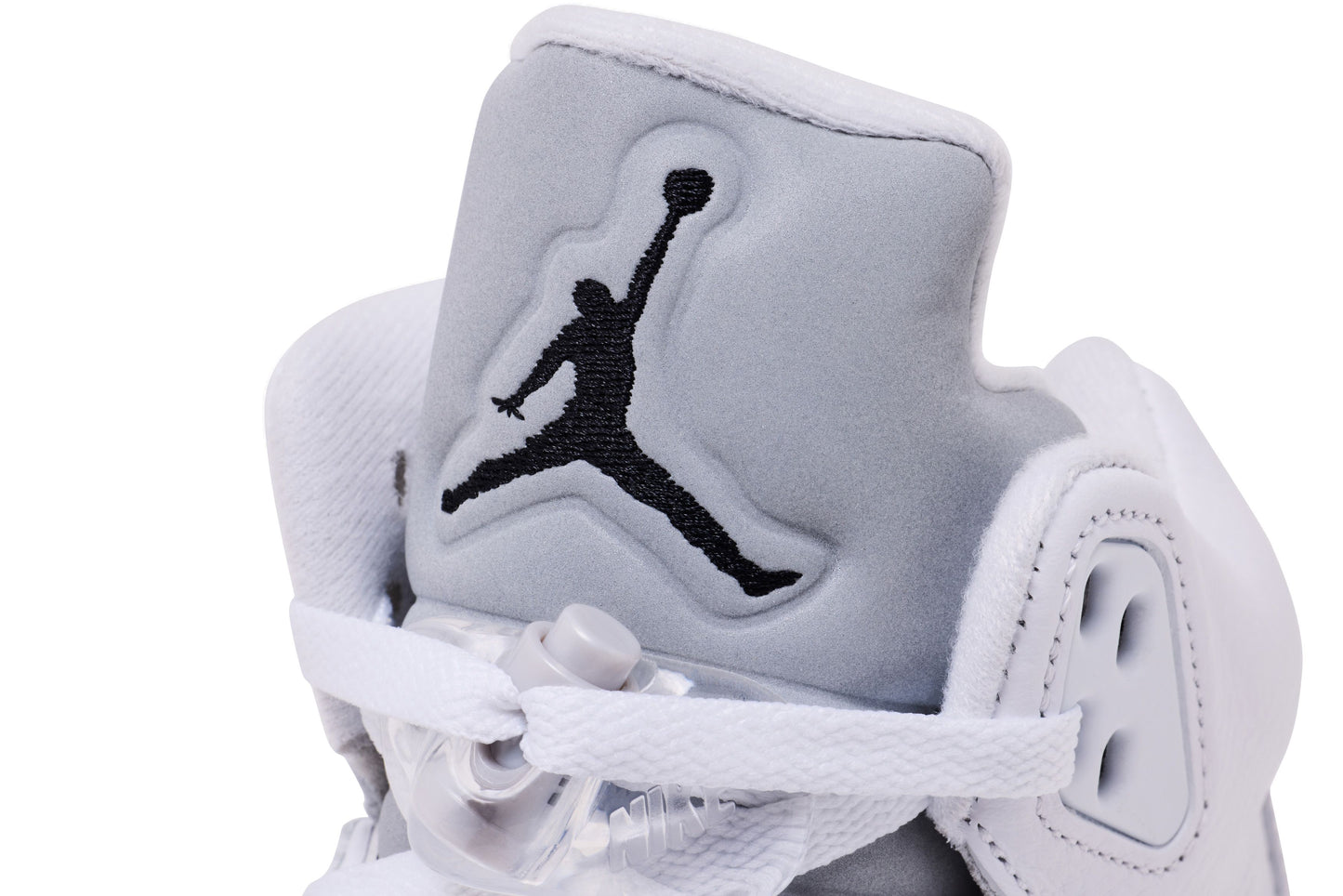 Air Jordan 5 Retro 'White Metallic' 2026 - Used