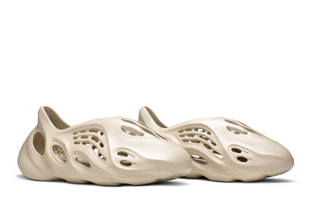 Adidas Yeezy Foam RNNR