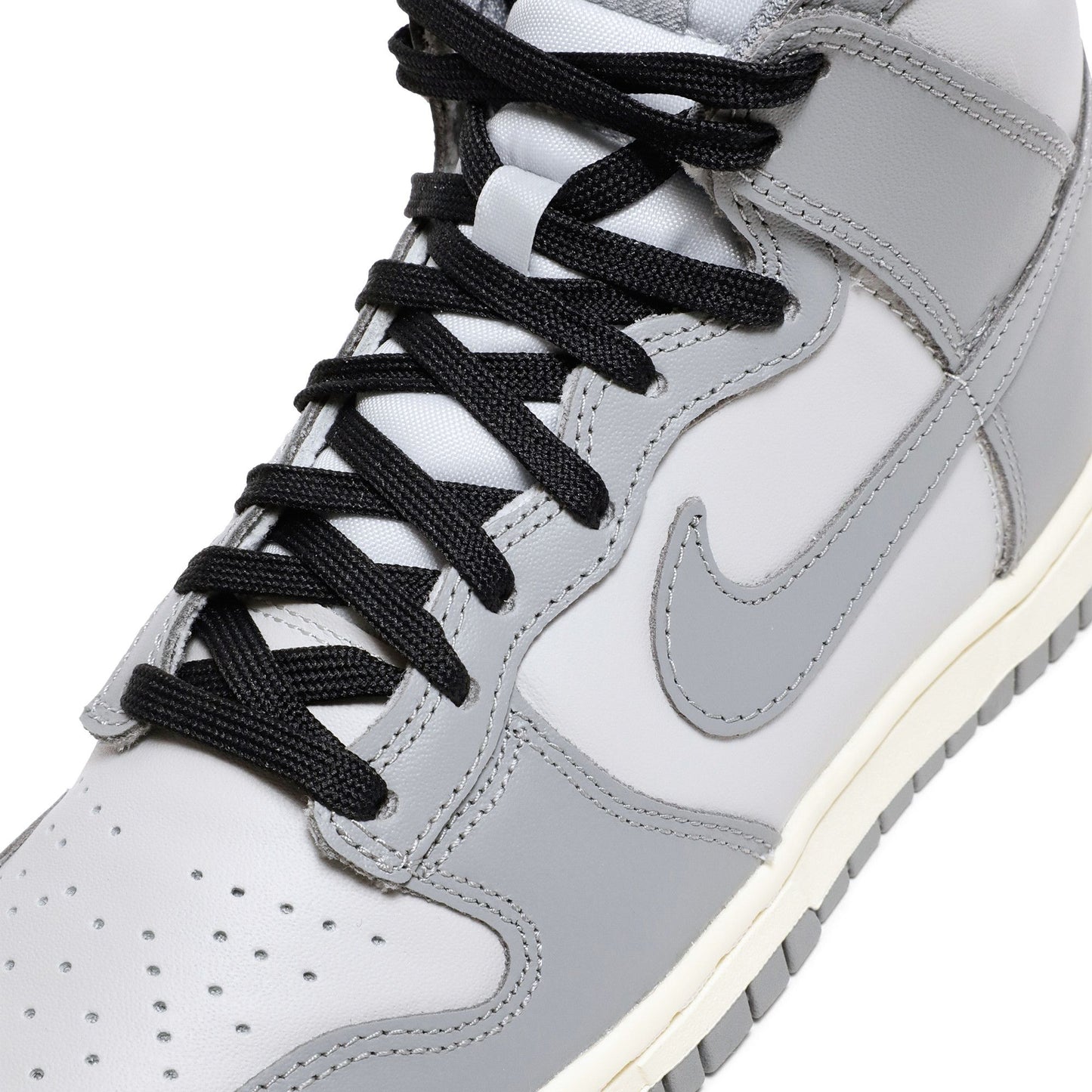 Nike Wmns Dunk High 'Aged Grey'