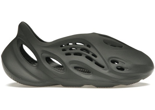 Yeezy Foam RNR Carbon