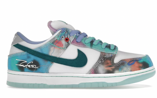 Nike SB Dunk Low Futura Laboratories